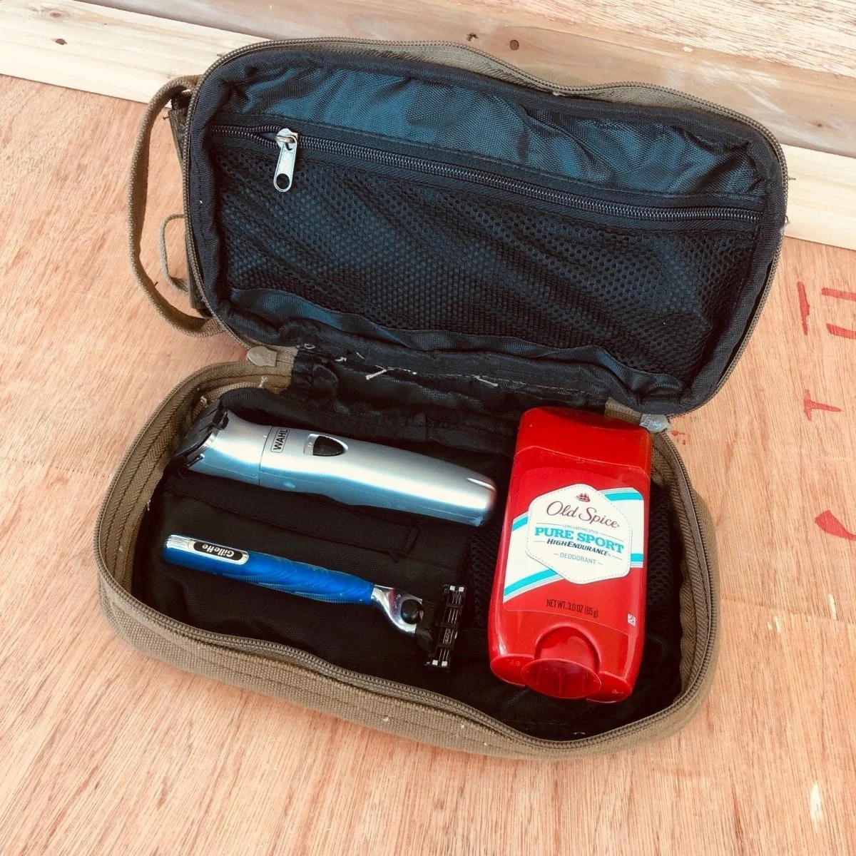 Gift In A Dopp - Image 6