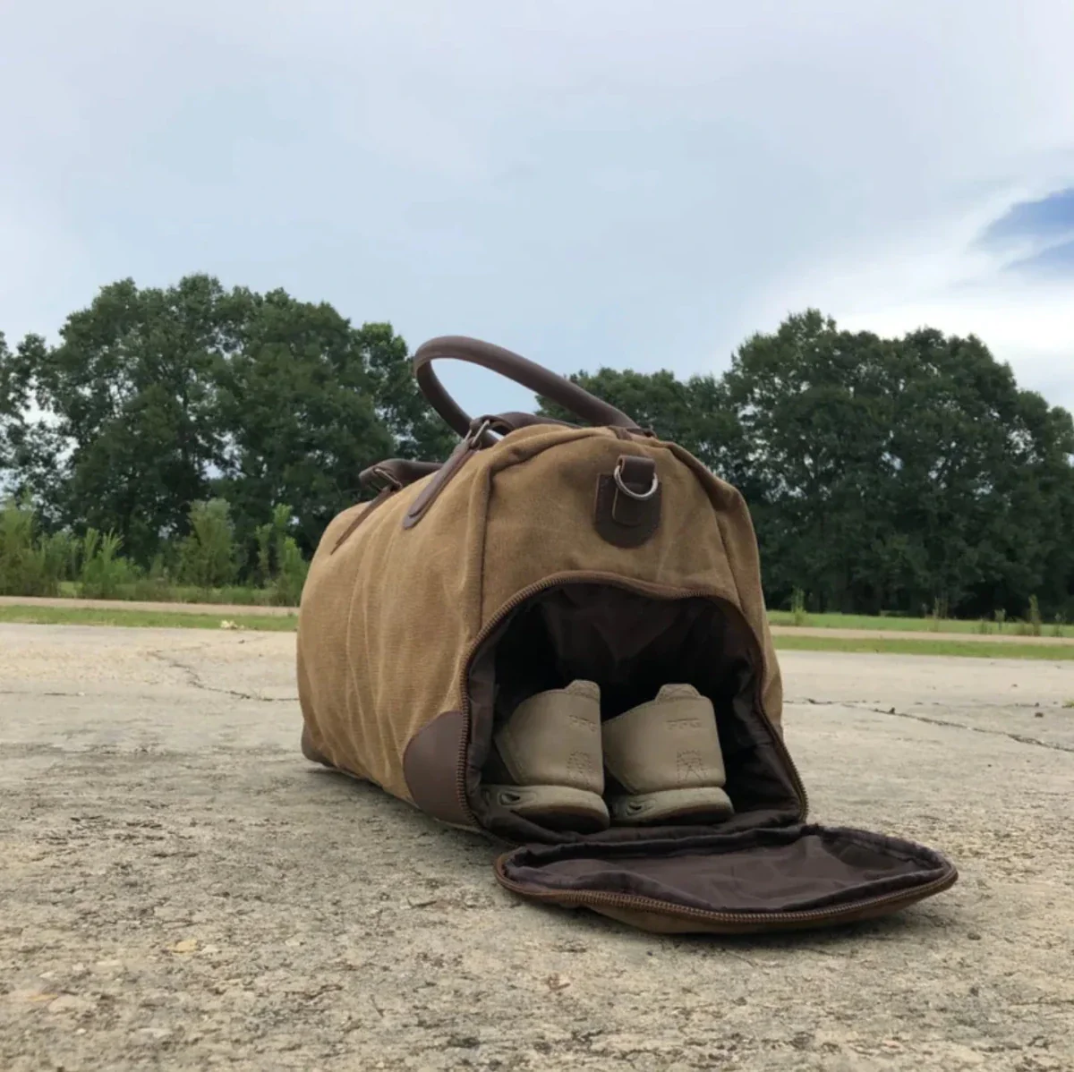 Personalized Leather Duffel Bag with Shoe Compartment - Image 2